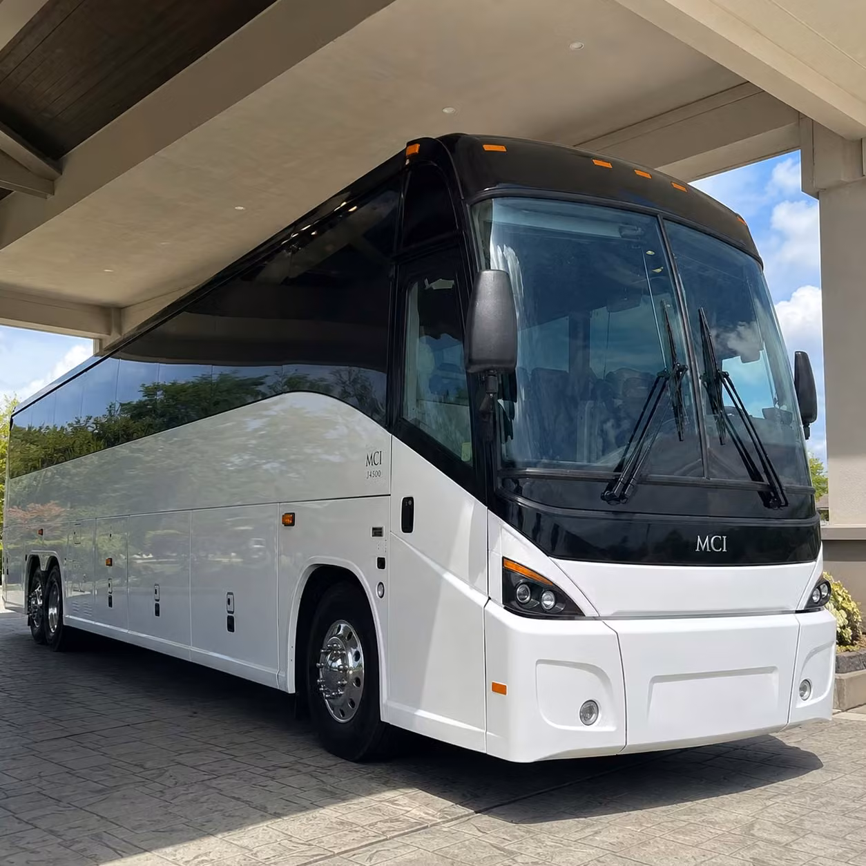 one quick form is all it takes to compare lafayette airport transportation